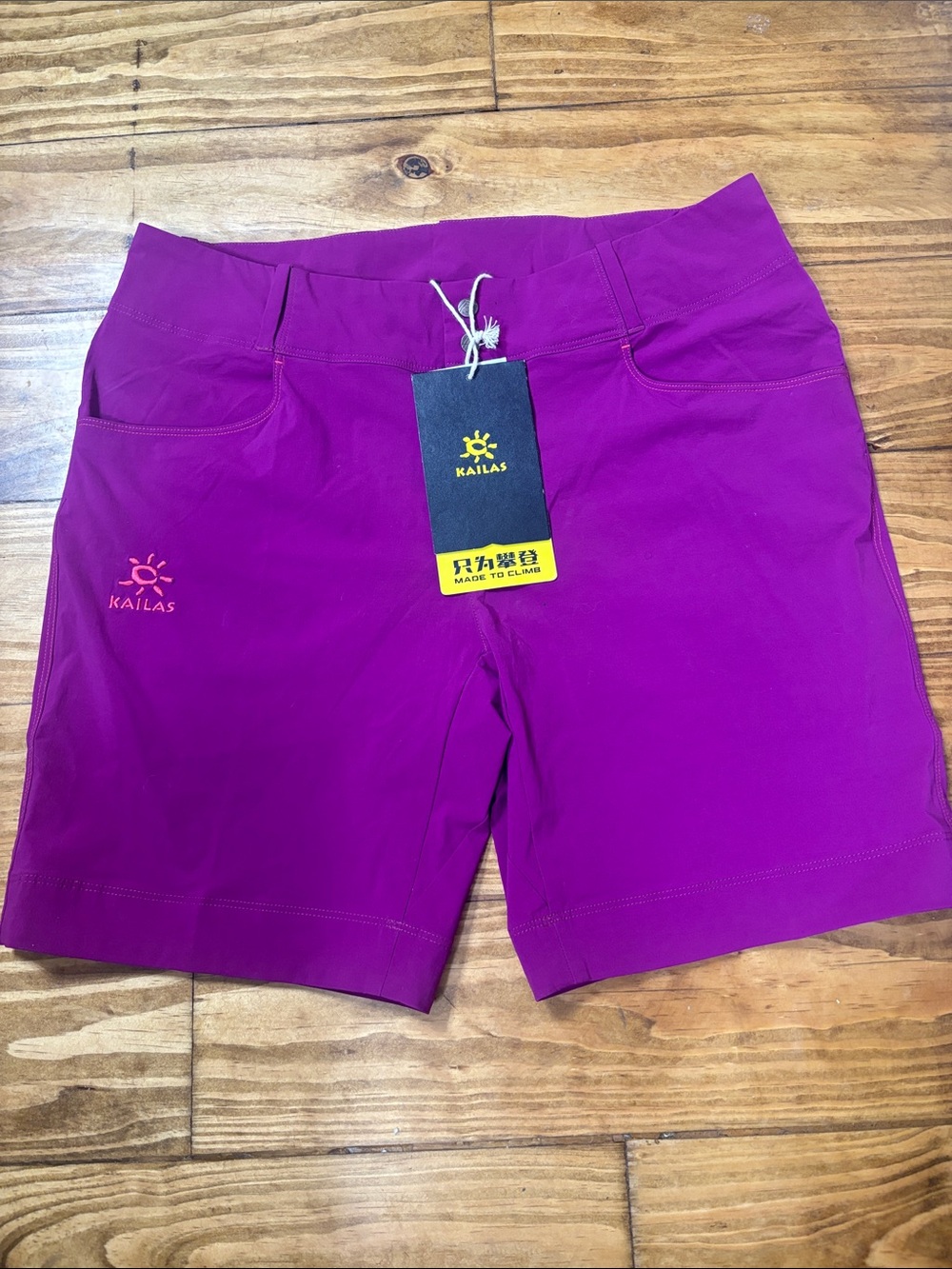 NWT Kailas W’s Rock Climbing Shorts in Plum/Purple Size XL